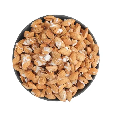 عکس بادام با پوست محب