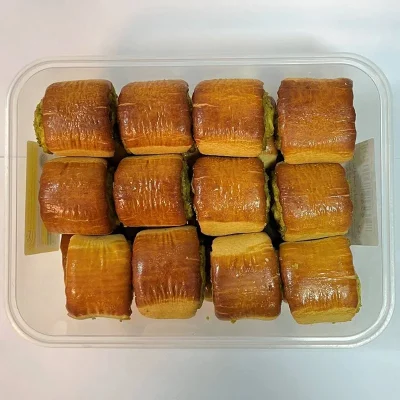 عکس شیرینی نازک پسته قزوین ( 500 گرم = 24 عدد )